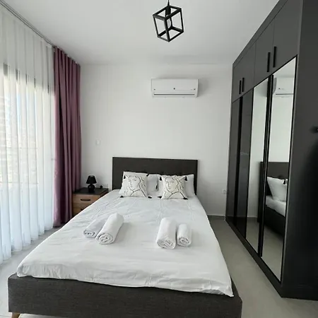 Apartman Caesar & *